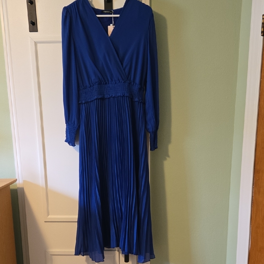 Source Unknown Blue Pleated Wrap Dress with Bishop Sleeves